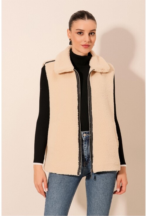 6793 Plush Vest
