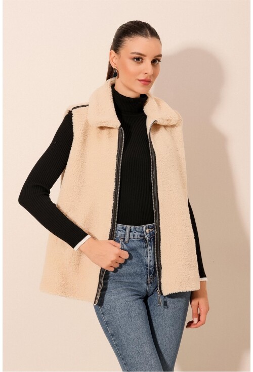 6793 Plush Vest
