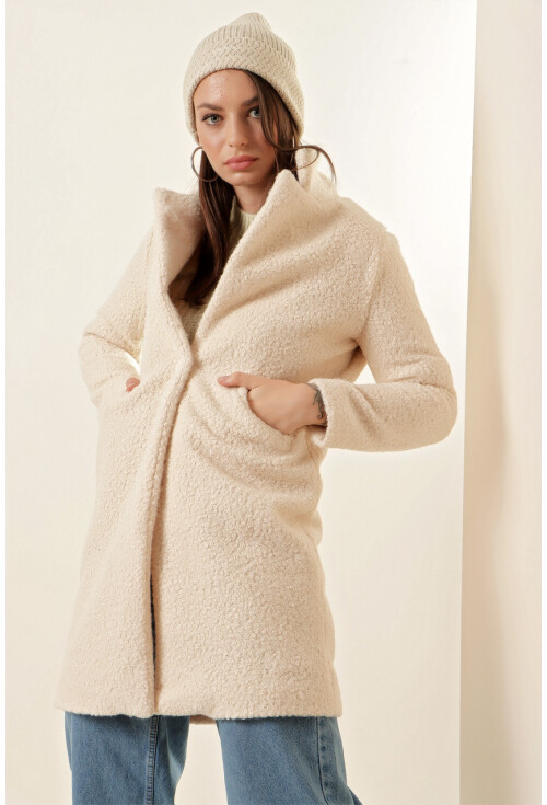 9082 Oversized Wool Coat