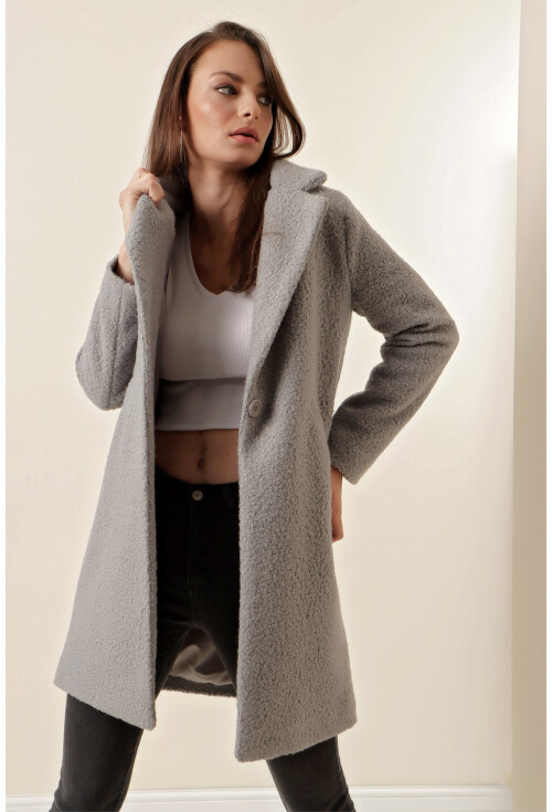 9082 Oversized Wool Coat