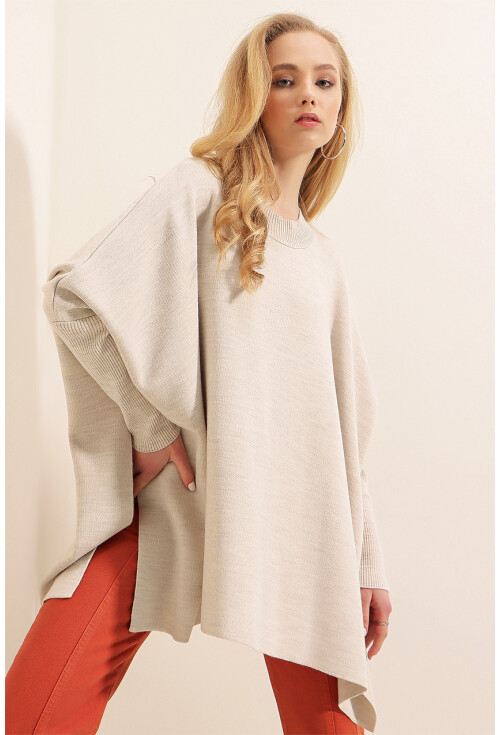 15783 Yırtmaçlı Panço Kazak