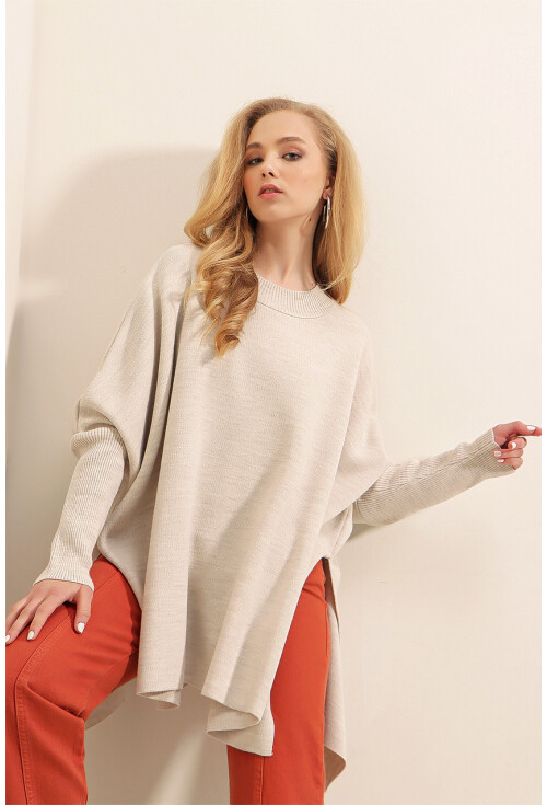 15783 Yırtmaçlı Panço Kazak