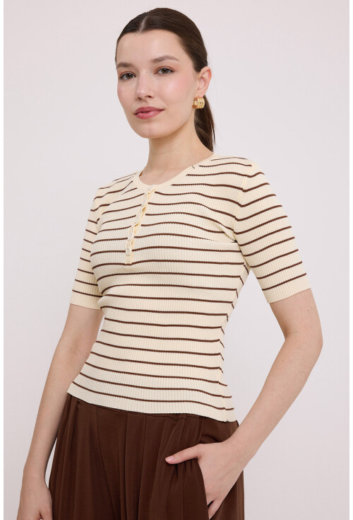 15868 Kadın Çizgili Kısa Kol Tişört