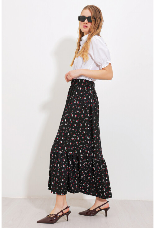 1886 Long Knit Skirt