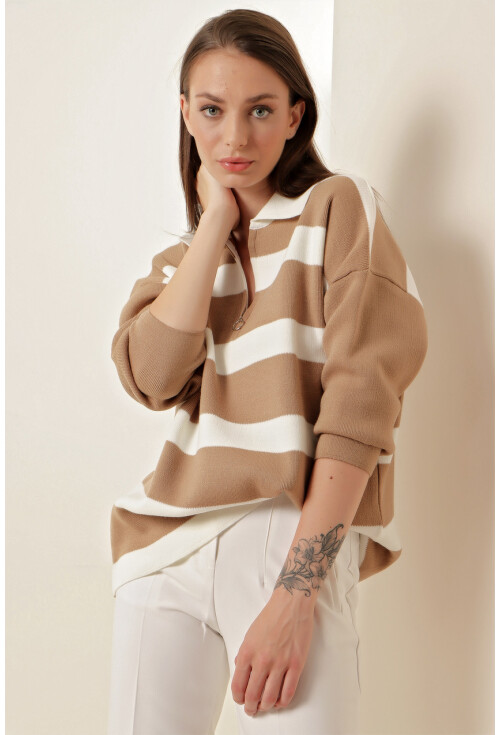 4512 Striped Oversized Sweater