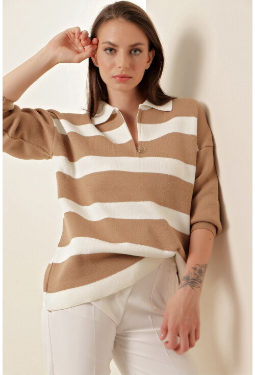 4512 Striped Oversized Sweater