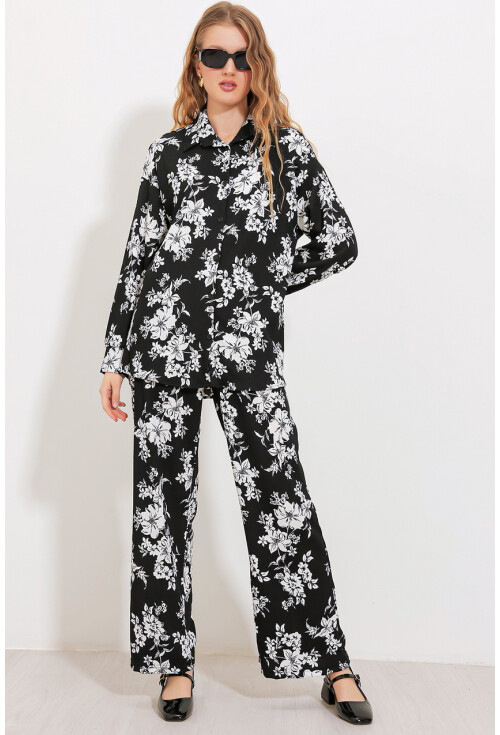 5858 Knit Two-Piece Set