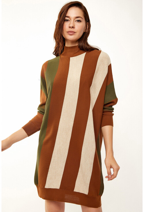 15613 Blok Desen Triko Tunik