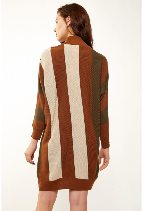 15613 Blok Desen Triko Tunik