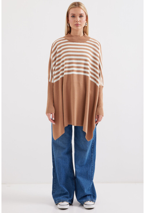 15783 Yırtmaçlı Panço Kazak