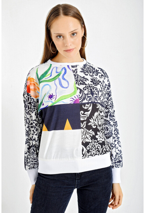 55318 Mix Patterned Oversized Sweatshirt