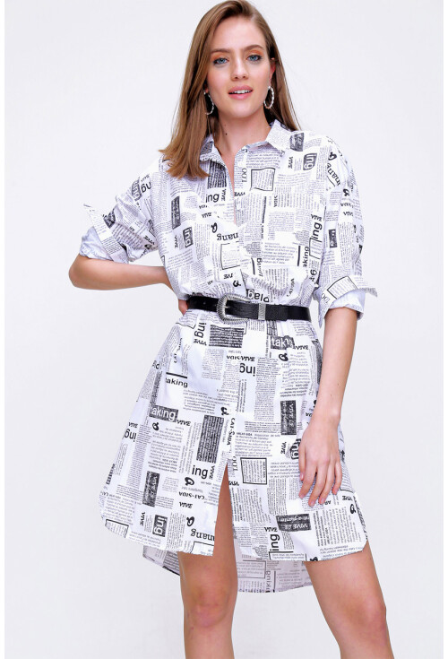 5822 Gazete Baskılı Oversize Tunik
