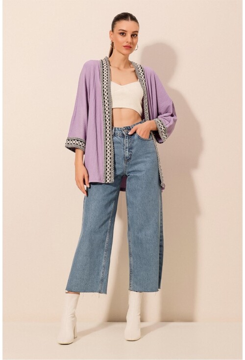 5866 Nakışlı Örme Kimono