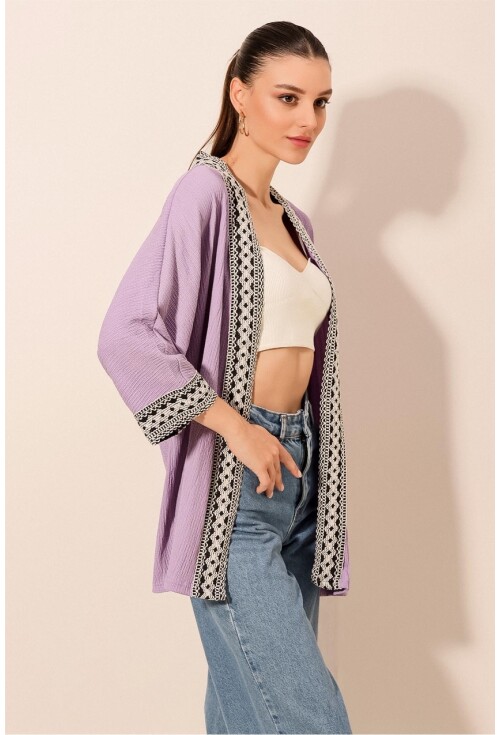 5866 Nakışlı Örme Kimono