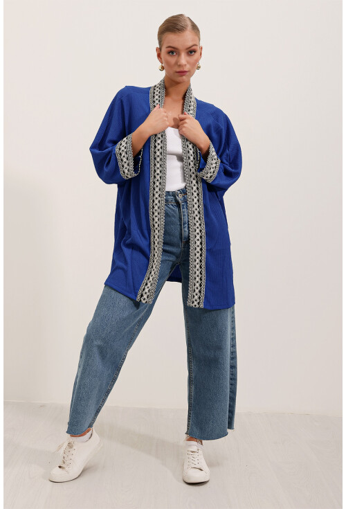 5866 Nakışlı Örme Kimono