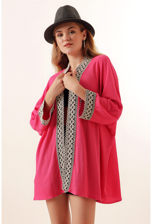 5866 Nakışlı Örme Kimono