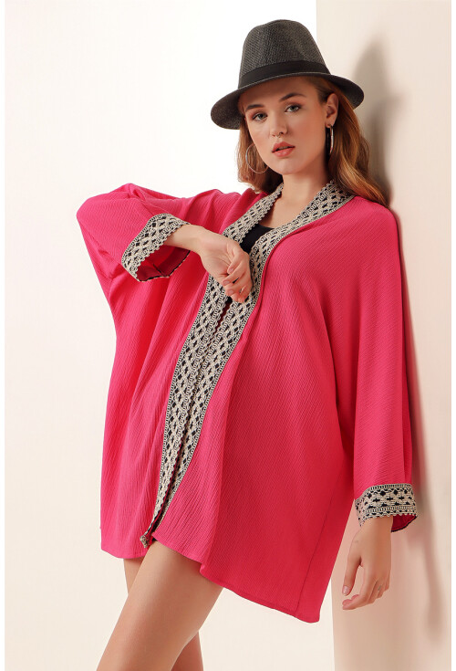 5866 Nakışlı Örme Kimono