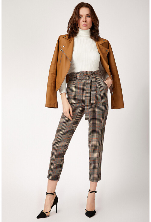 6423 Beli Kemerli Pantolon