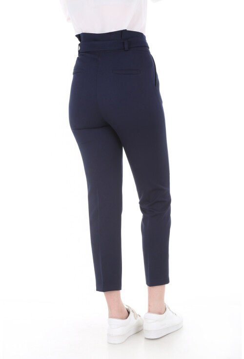 6423 Beli Kemerli Pantolon