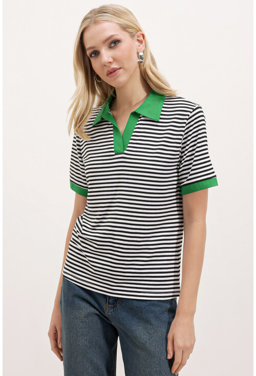 0499 Polo Yaka Çizgili Tişört