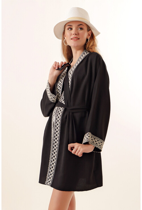 05867 Nakışlı Keten Kimono