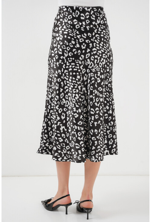 15806 Satin Skirt