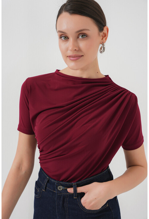 Büzgü Detaylı Kısa Kol Sandy Bluz 945