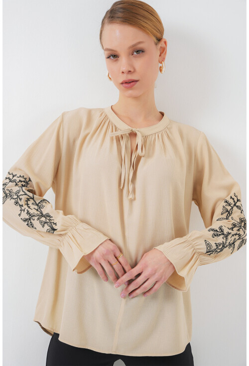 Kadın Nakışlı Örme Bluz 941