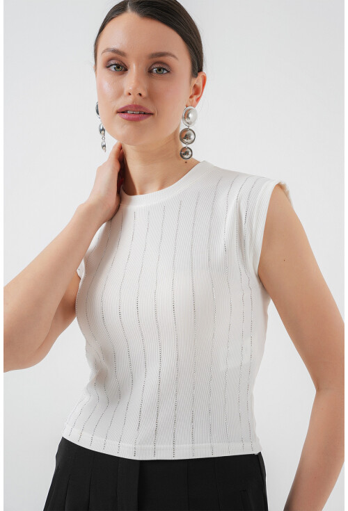 Kadın Sıfır Kol Taşlı Bluz 931