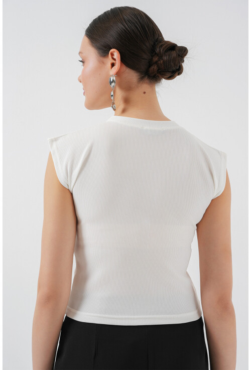 Kadın Sıfır Kol Taşlı Bluz 931