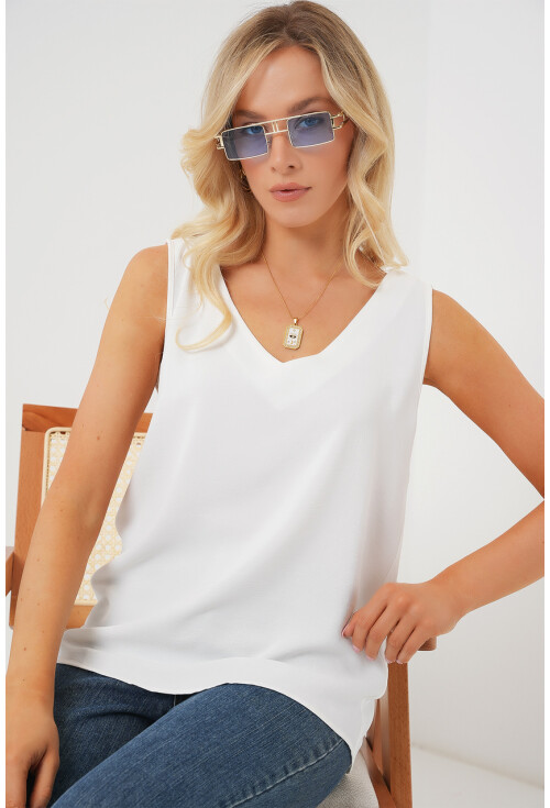 V Yaka Sıfır Kol Bluz 950