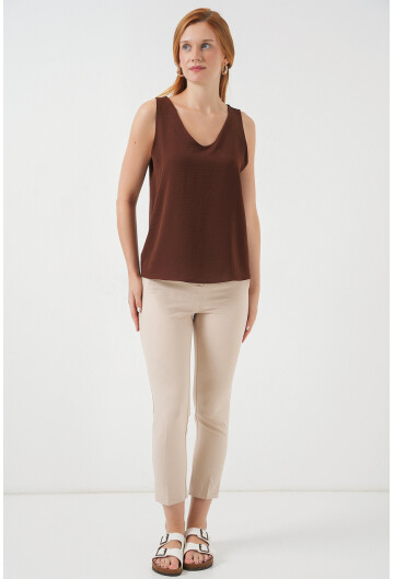 V Yaka Sıfır Kol Bluz 950