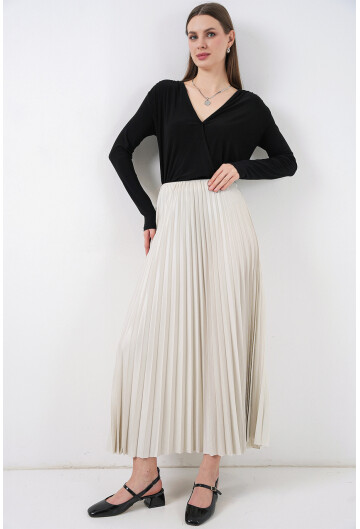 8009 Deri Görünümlü Piliseli Etek