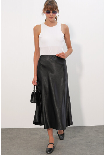 15806 Satin Skirt