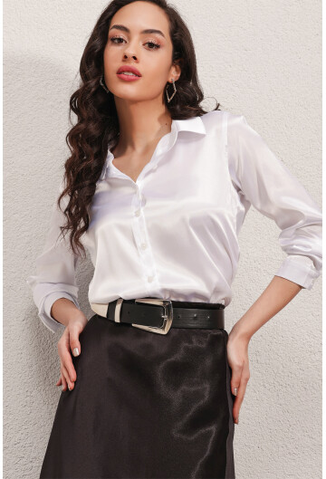 Kadın Beyaz Saten Gömlek Geniş beden aralığı