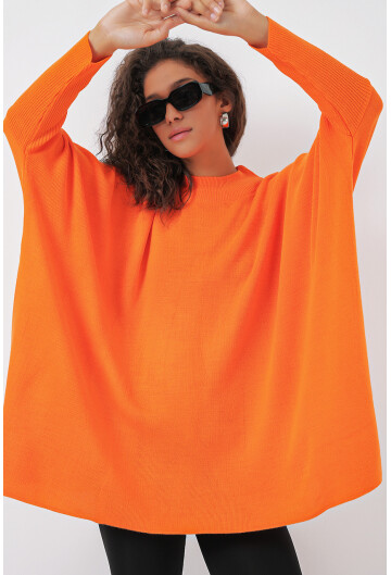 15783 Split Poncho Sweater