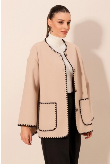 0690 Boyfriend Nakışlı Kaşe Ceket