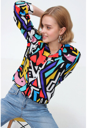 3721 Graphic Patterned Shirt