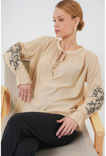 Kadın Nakışlı Örme Bluz 941